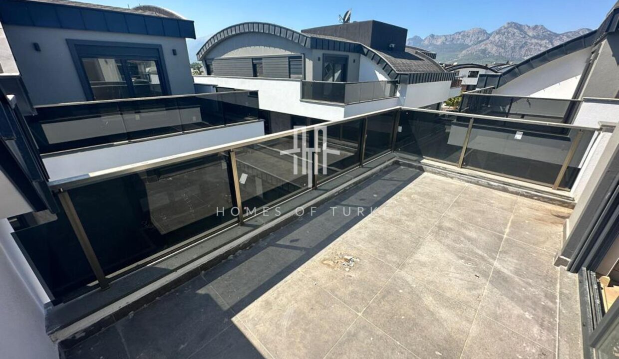 Ultra Luxury Villa with Private Pool and Garden in Konyaaltı, Antalya 30