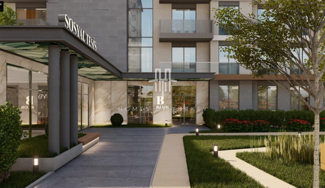 Bagcilar, Modern Flats for Sale in a Secure Site on Basın Ekspres Street 10