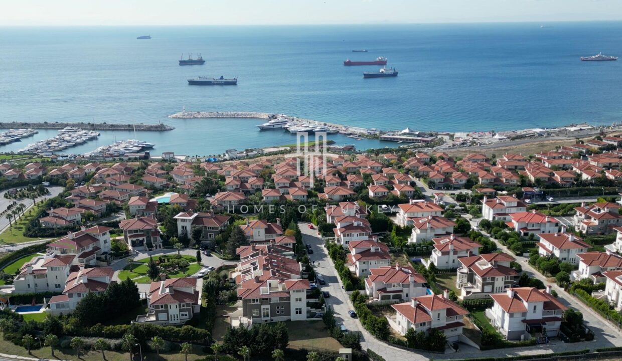 Detached Garden and Pool Villas by the Sea in Beylikdüzü, 1,,,,,,,