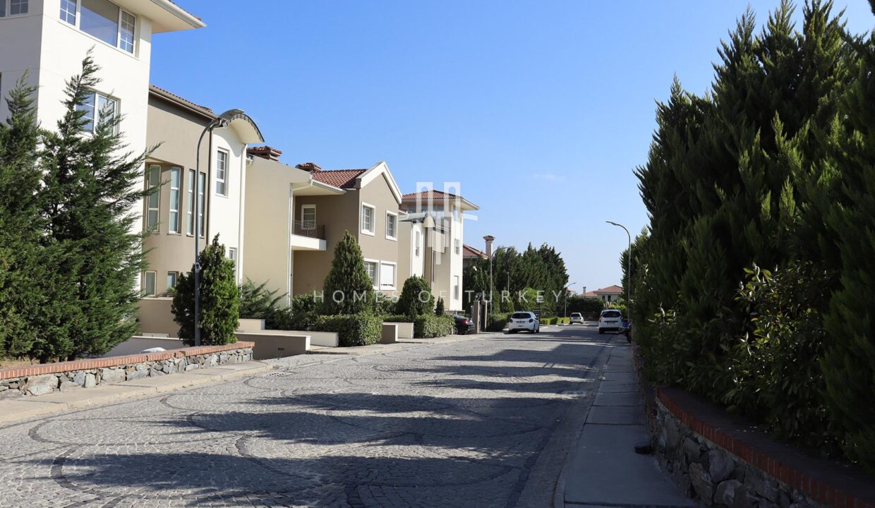 Detached Garden and Pool Villas by the Sea in Beylikdüzü, 5