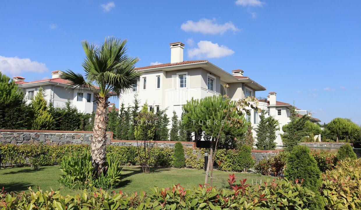 Detached Garden and Pool Villas by the Sea in Beylikdüzü, 7