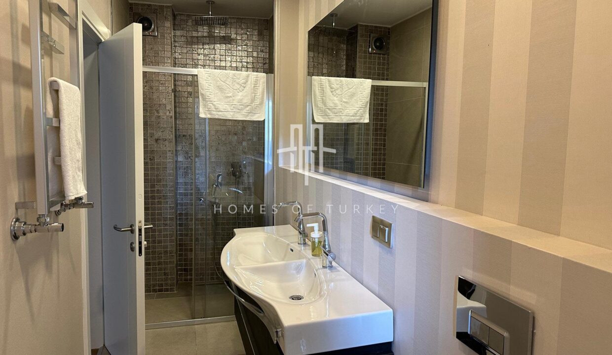 Mansion flat with Magnificent Bosphorus View in Üsküdar, Istanbul 16