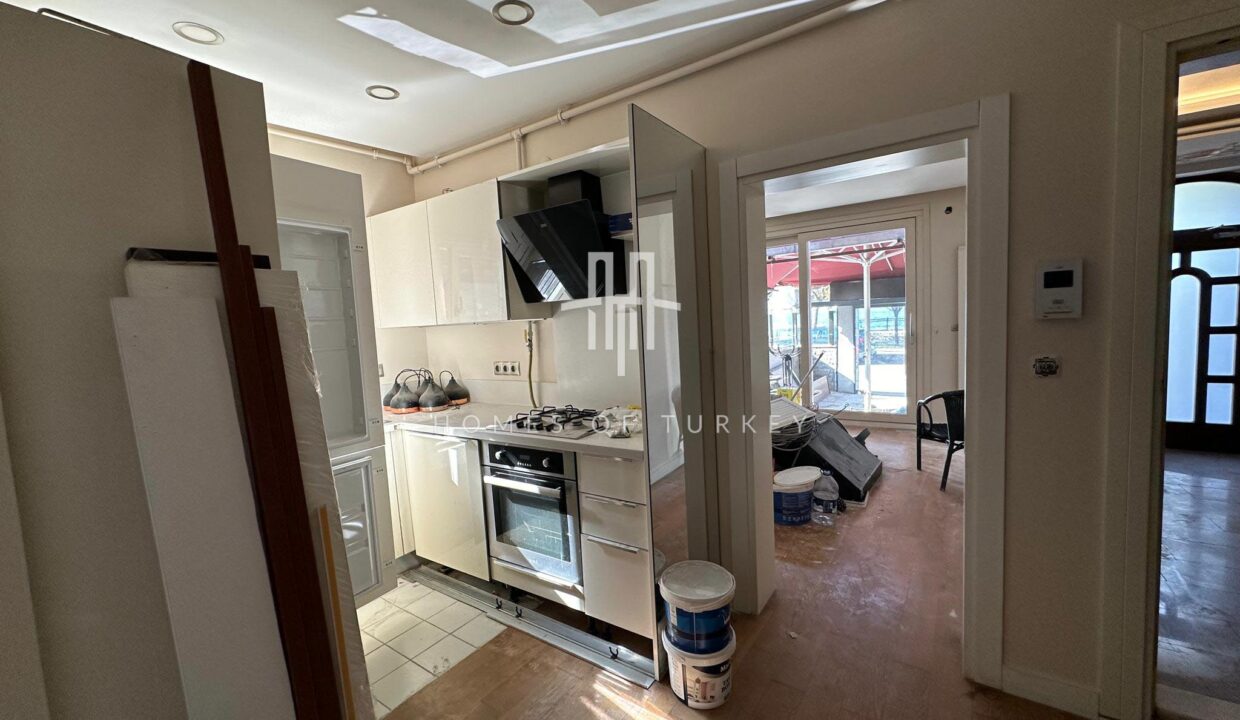 Mansion flat with Magnificent Bosphorus View in Üsküdar, Istanbul 24