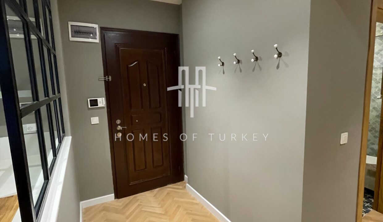 Fully Furnished Flat For Sale With A Gorgeous Terrace In Şişli, Nişantaşı 22