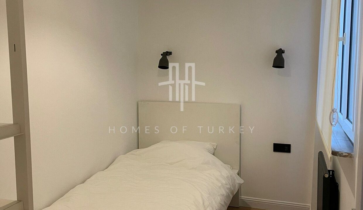 2+1 Spacuous Apartment For Sale In Sıslı Center 27