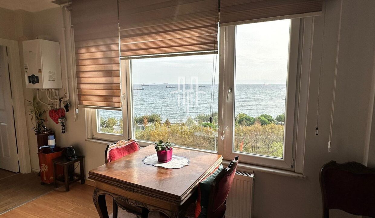 3+1 Duplex Flat with Sea View and Terrace for Sale in Bakırköy 5