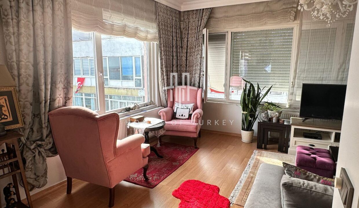 3+1 Duplex Flat with Sea View and Terrace for Sale in Bakırköy 9