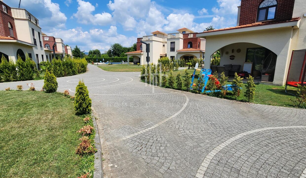 Affordable Villas for Sale in a Secure Site in Sapanca, Sakarya 3