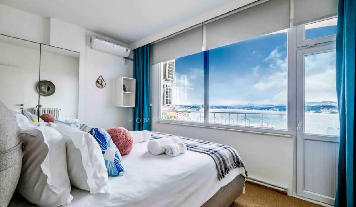 Flat for Sale with Panoramic Sea and Bosphorus View in Beyoglu, Cihangir 16