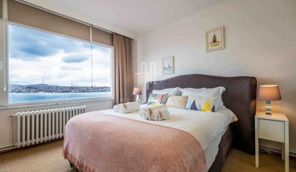 Flat for Sale with Panoramic Sea and Bosphorus View in Beyoglu, Cihangir 17