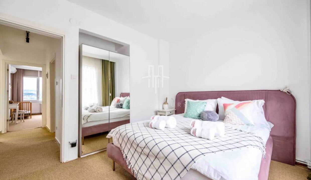 Flat for Sale with Panoramic Sea and Bosphorus View in Beyoglu, Cihangir 21