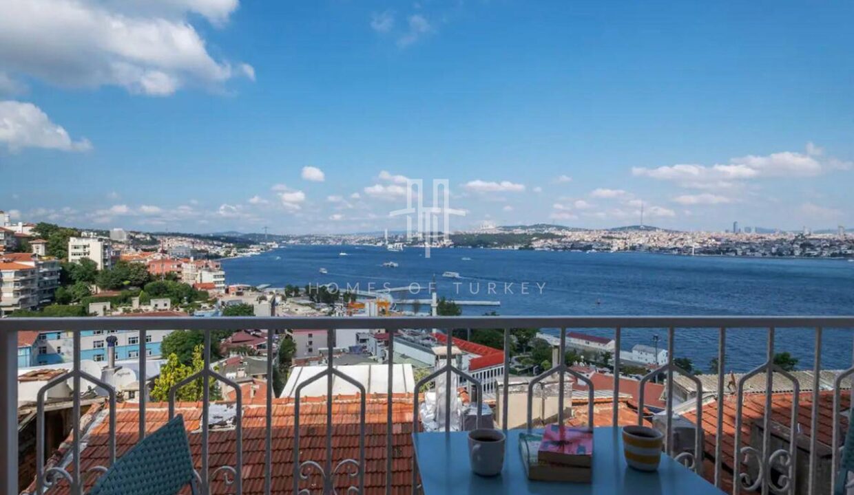Flat for Sale with Panoramic Sea and Bosphorus View in Beyoglu, Cihangir 27