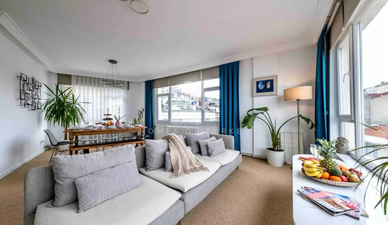 Flat for Sale with Panoramic Sea and Bosphorus View in Beyoglu, Cihangir 6