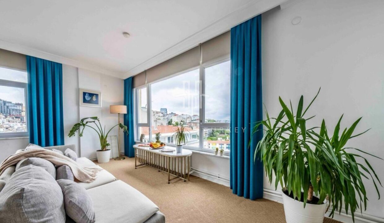 Flat for Sale with Panoramic Sea and Bosphorus View in Beyoglu, Cihangir 7