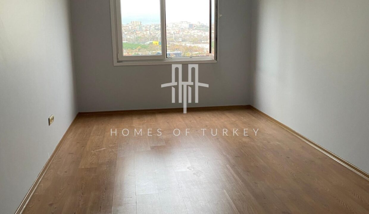 Flat with Golden Horn View in Beyoğlu, Istanbul 11