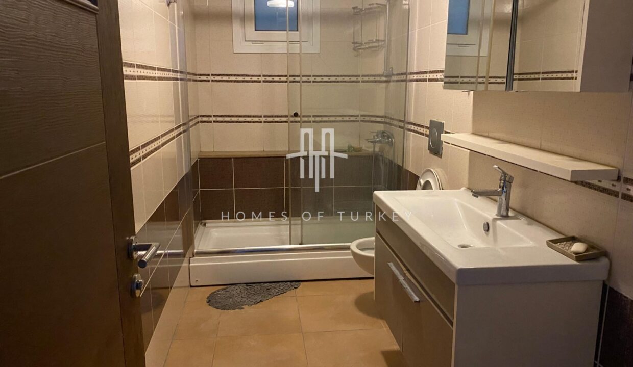Flat with Golden Horn View in Beyoğlu, Istanbul 15