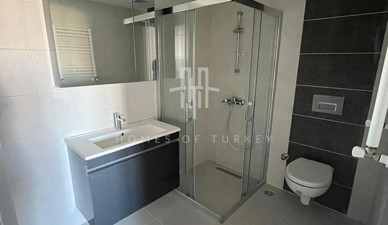 Flats for Sale in a Centrally Located Secure Complex in Bahçelievler 13