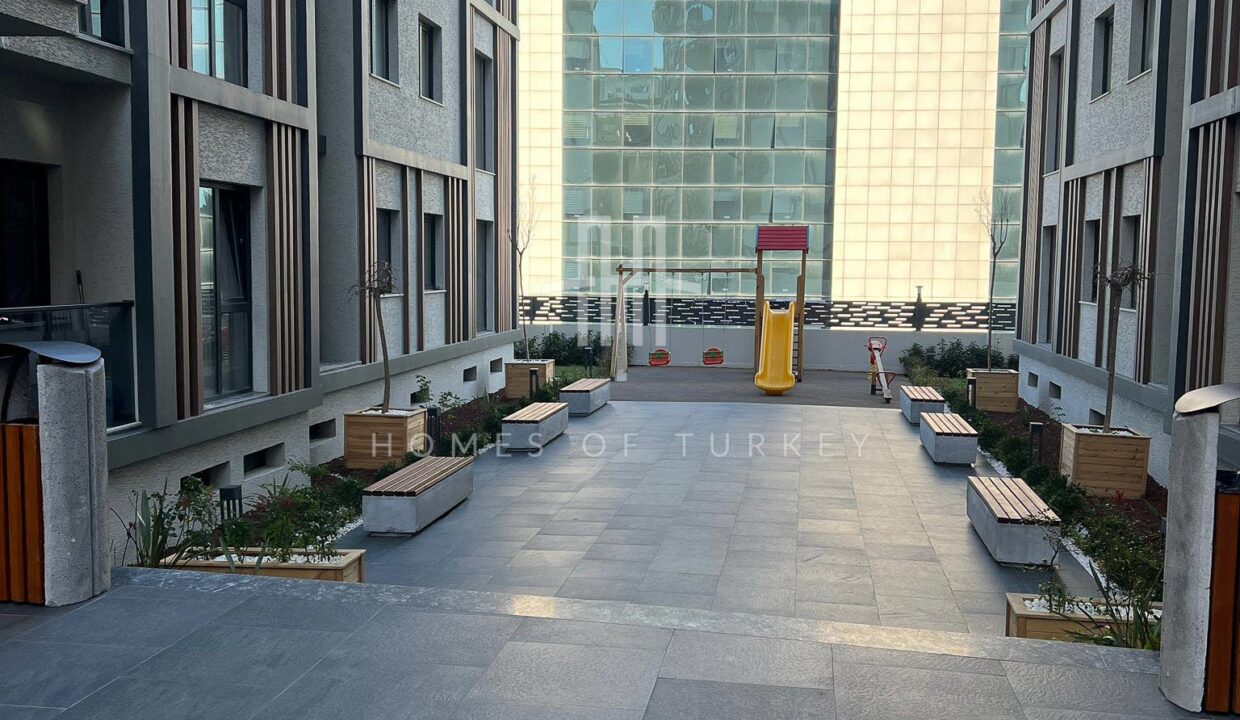Flats for Sale in a Centrally Located Secure Complex in Bahçelievler 5,