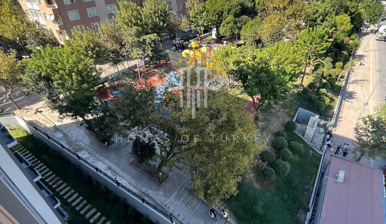 Flats for Sale in a Centrally Located Secure Complex in Bahçelievler 6