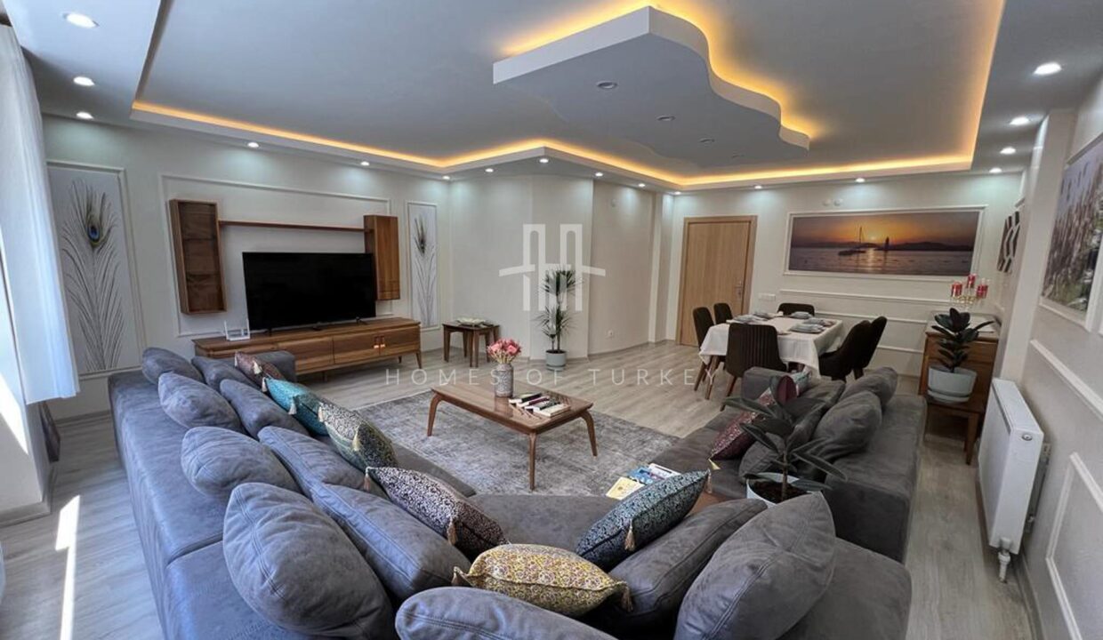 Fully Furnished Ultra Luxury Flat for Sale in Sisli, Nişantası Center 2