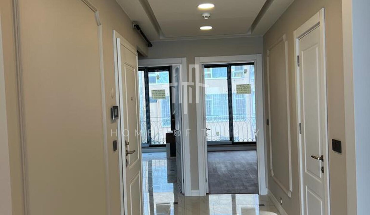 Luxury Duplex Flat for Sale with Bosphorus View in Üsküdar 5
