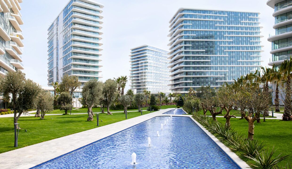 Luxury Flats with Sea and City Views for Sale in Zeytinburnu 6,