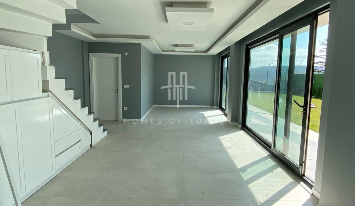 Villas with Nature View and Close to the Beach for Sale in Şile, Istanbul 10