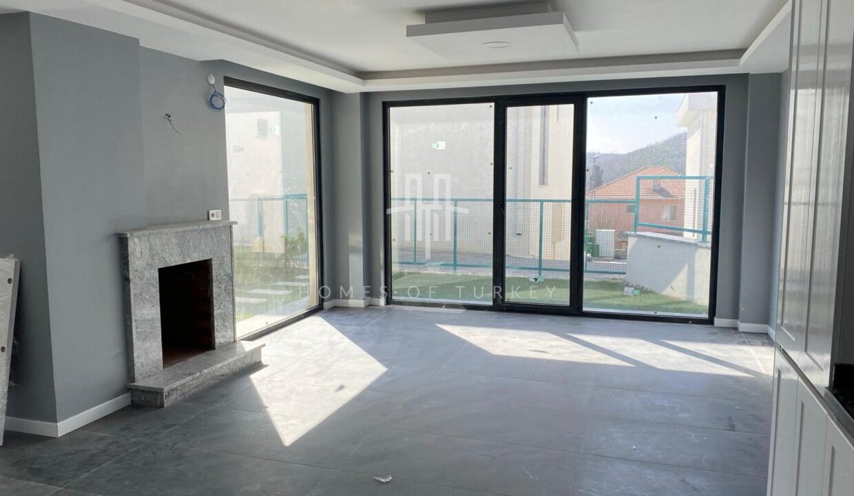Villas with Nature View and Close to the Beach for Sale in Şile, Istanbul 19
