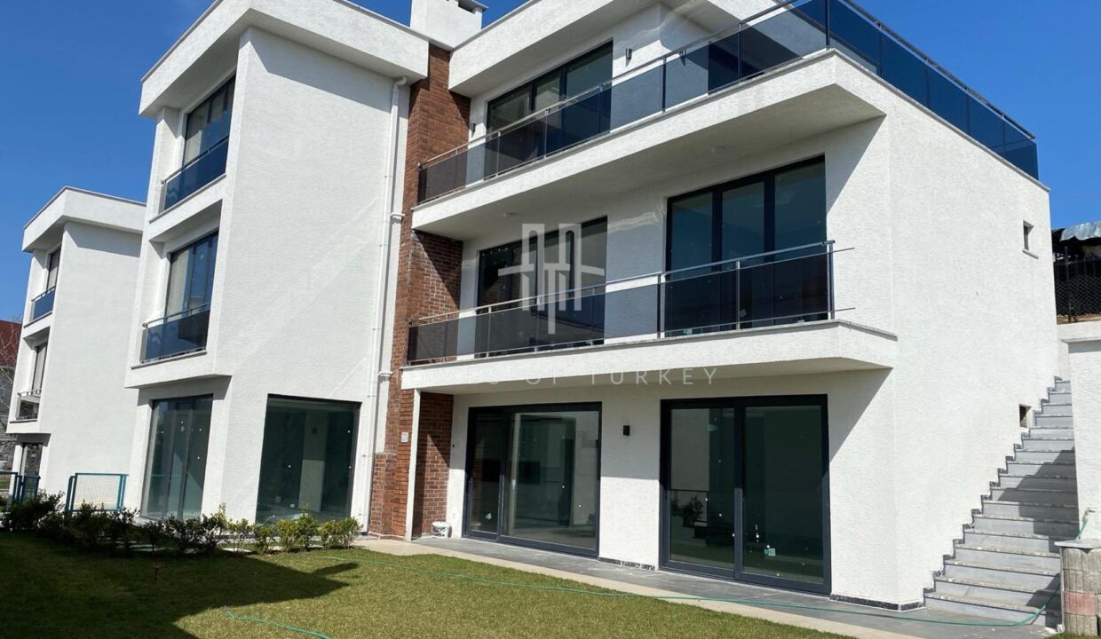Villas with Nature View and Close to the Beach for Sale in Şile, Istanbul 2,