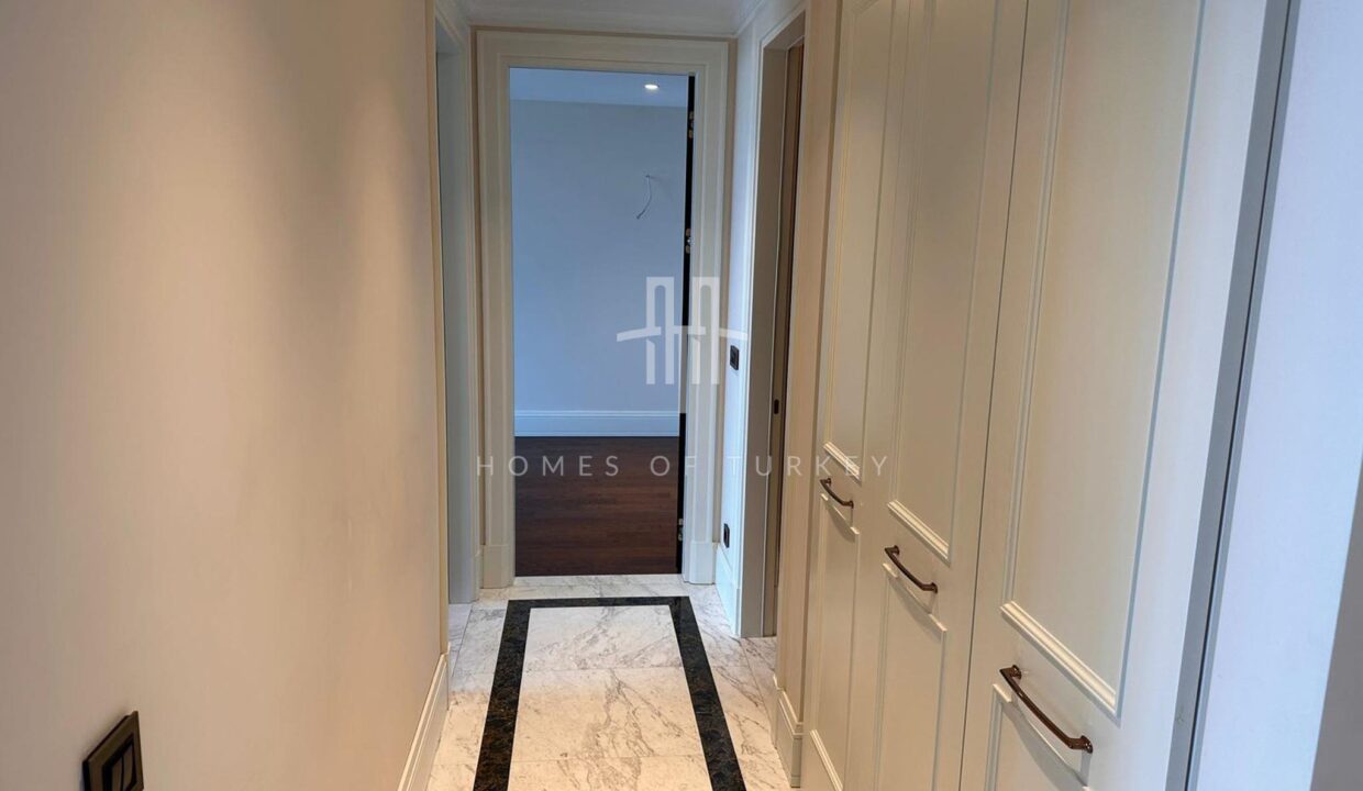 Unique Flats with Sea View in a Mixed Concept in Zeytinburnu 6