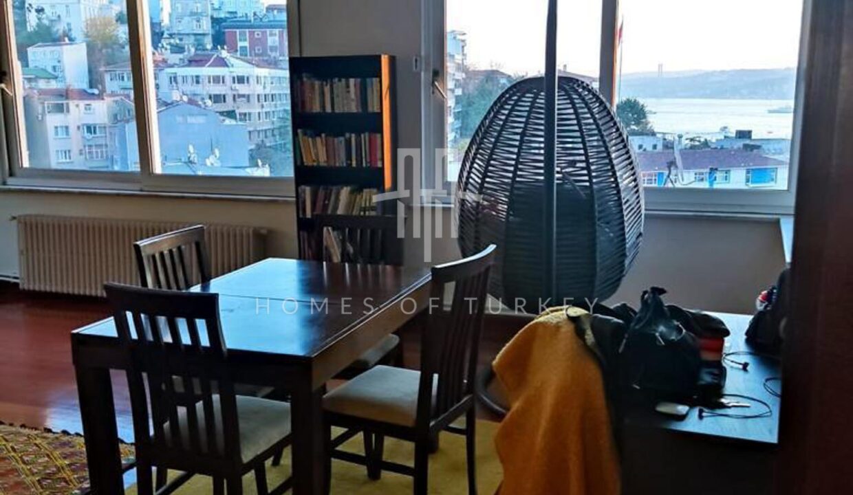 3-bedroom apartment with panoramic Bosphorus view and elevator in Beyoğlu 4