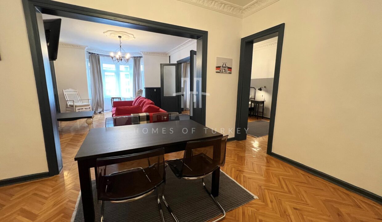 Fully Furnished, Spacious 4+1 Flat for Sale in Şişli Center! 10,