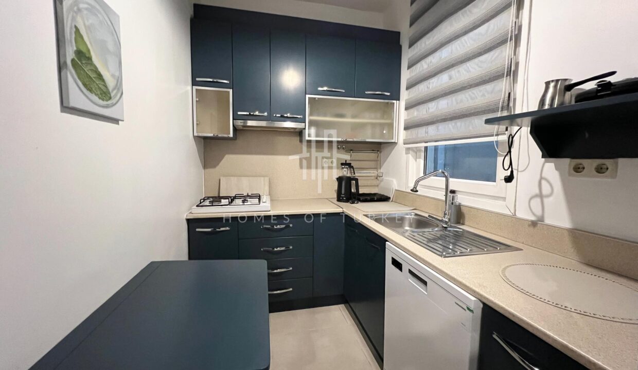 Fully Furnished, Spacious 4+1 Flat for Sale in Şişli Center! 17