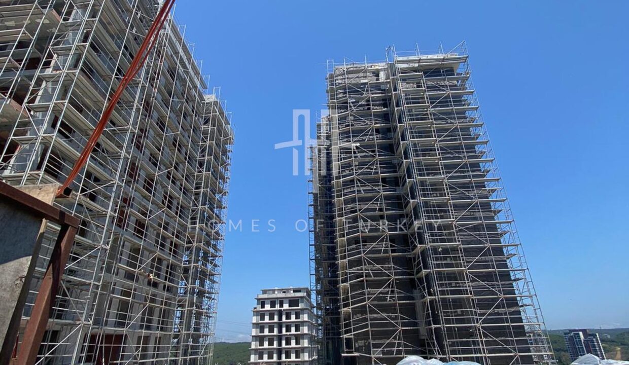 Modern Apartments for Sale in Kagithane with Forest Views and Neighborhood to Vadi Istanbul 2,