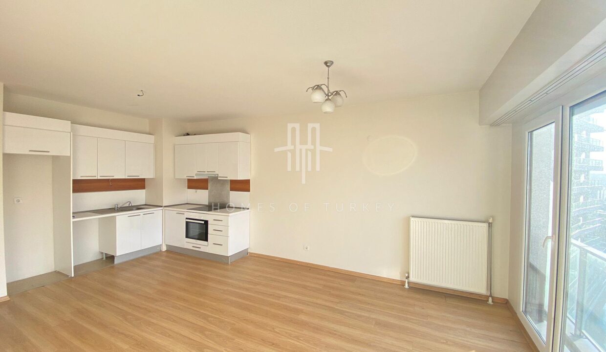 Attractively Priced 2+1 Apartment for Sale in a Site with Pool in Başakşehir 10