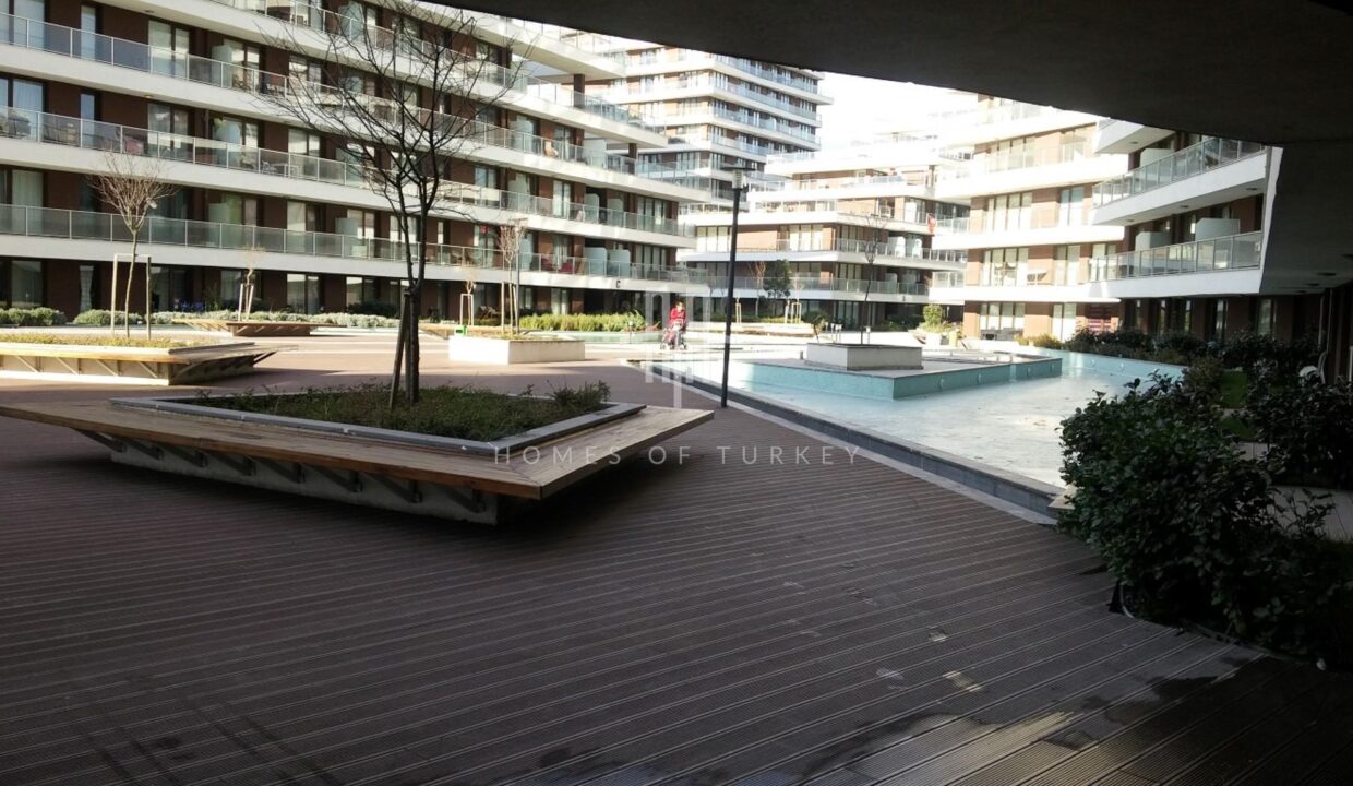 Attractively Priced 2+1 Apartment for Sale in a Site with Pool in Başakşehir 17