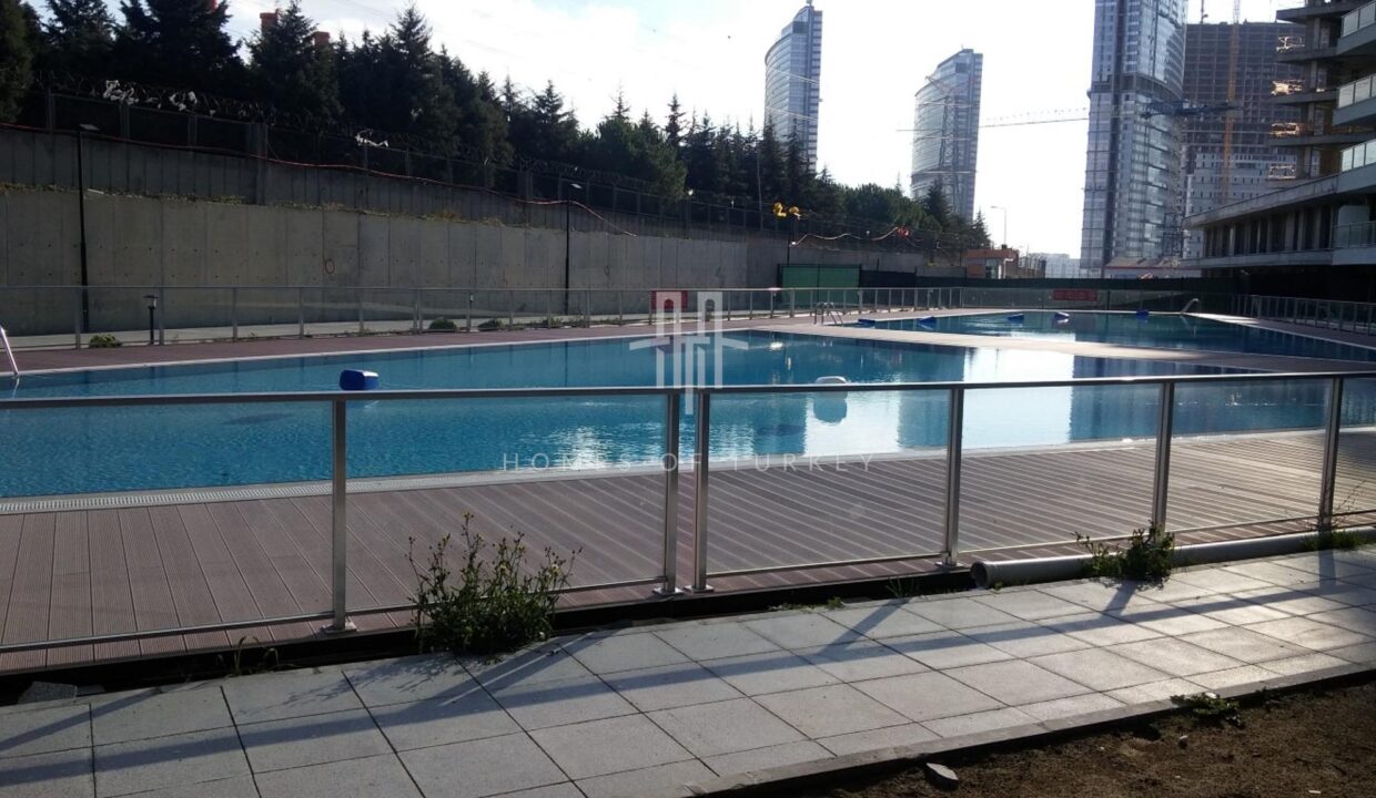 Attractively Priced 2+1 Apartment for Sale in a Site with Pool in Başakşehir 6