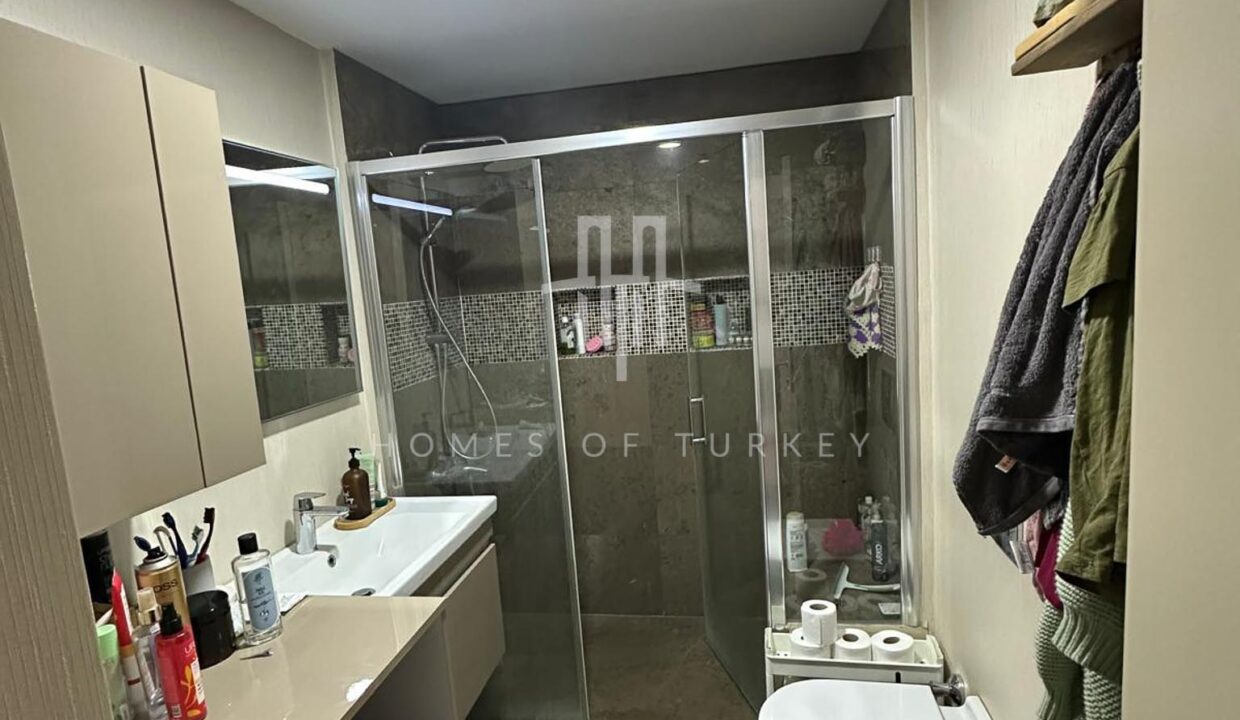 Beyoglu, Galata 2+1 Apartment with Parking Lot and Elevator 11