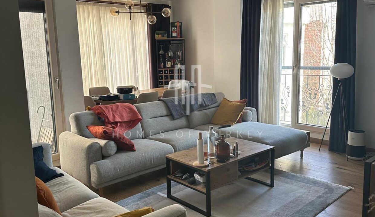 Beyoglu, Galata 2+1 Apartment with Parking Lot and Elevator 4