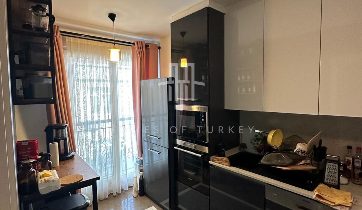 Beyoglu, Galata 2+1 Apartment with Parking Lot and Elevator 7