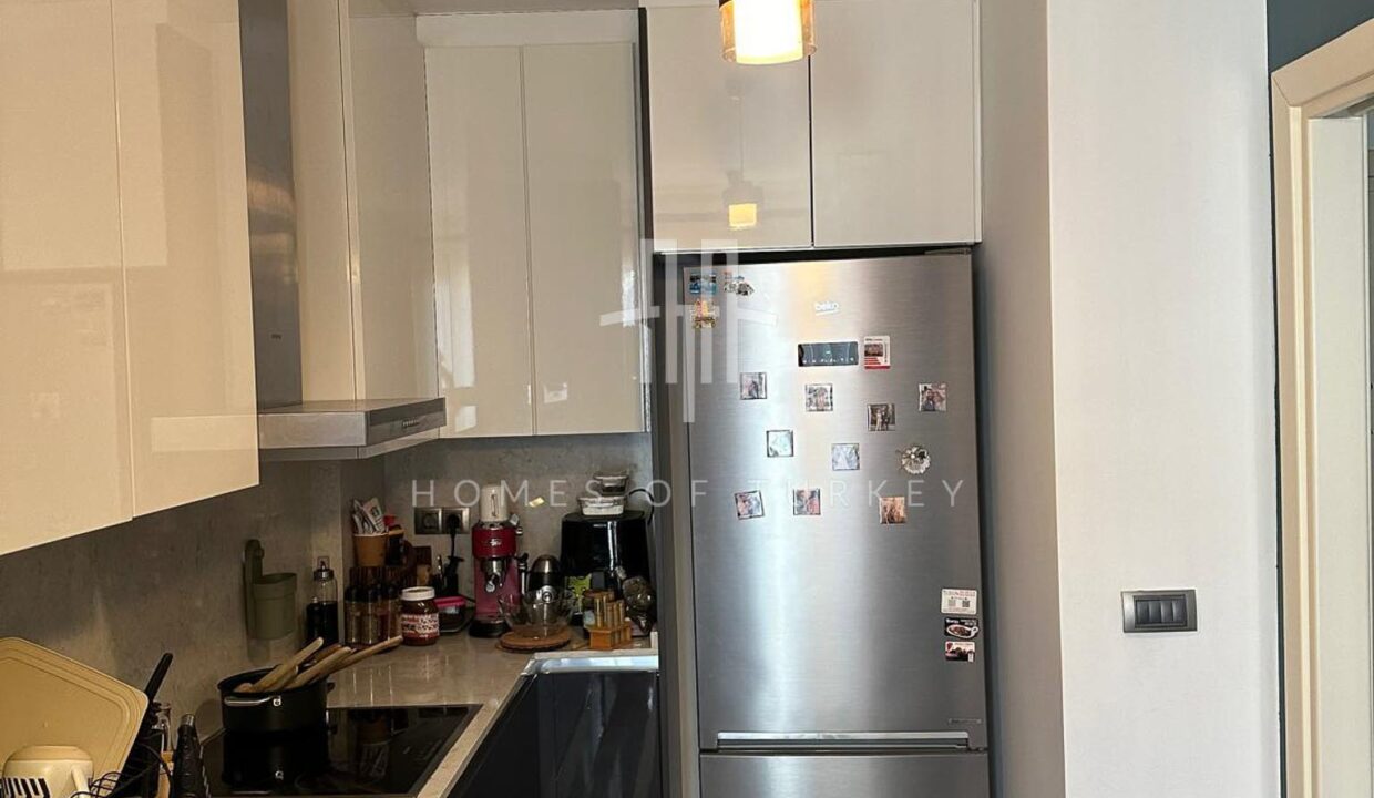 Beyoglu, Galata 2+1 Apartment with Parking Lot and Elevator 8