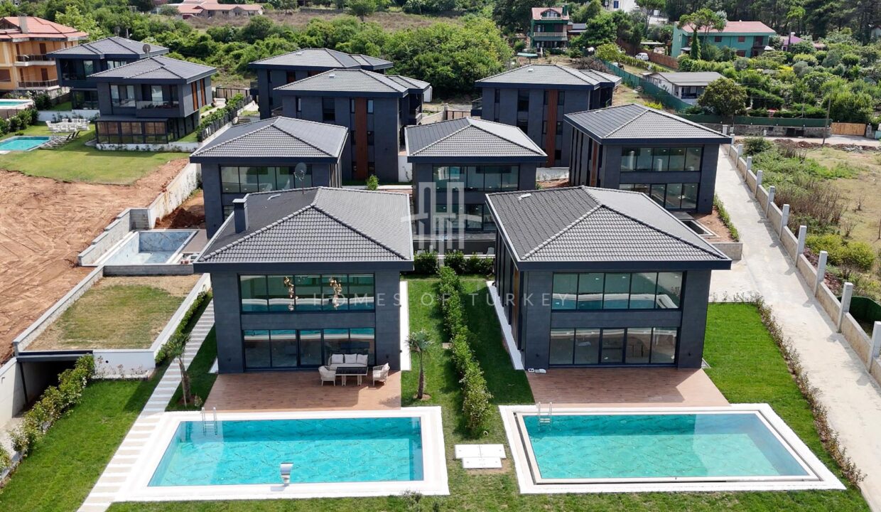 Luxury Villas with Independent Gardens and Sea Views in Şile Ready to move 1,