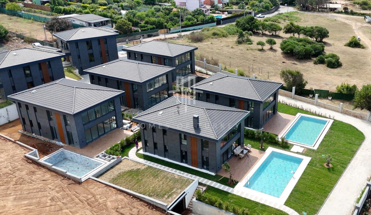 Luxury Villas with Independent Gardens and Sea Views in Şile Ready to move 4
