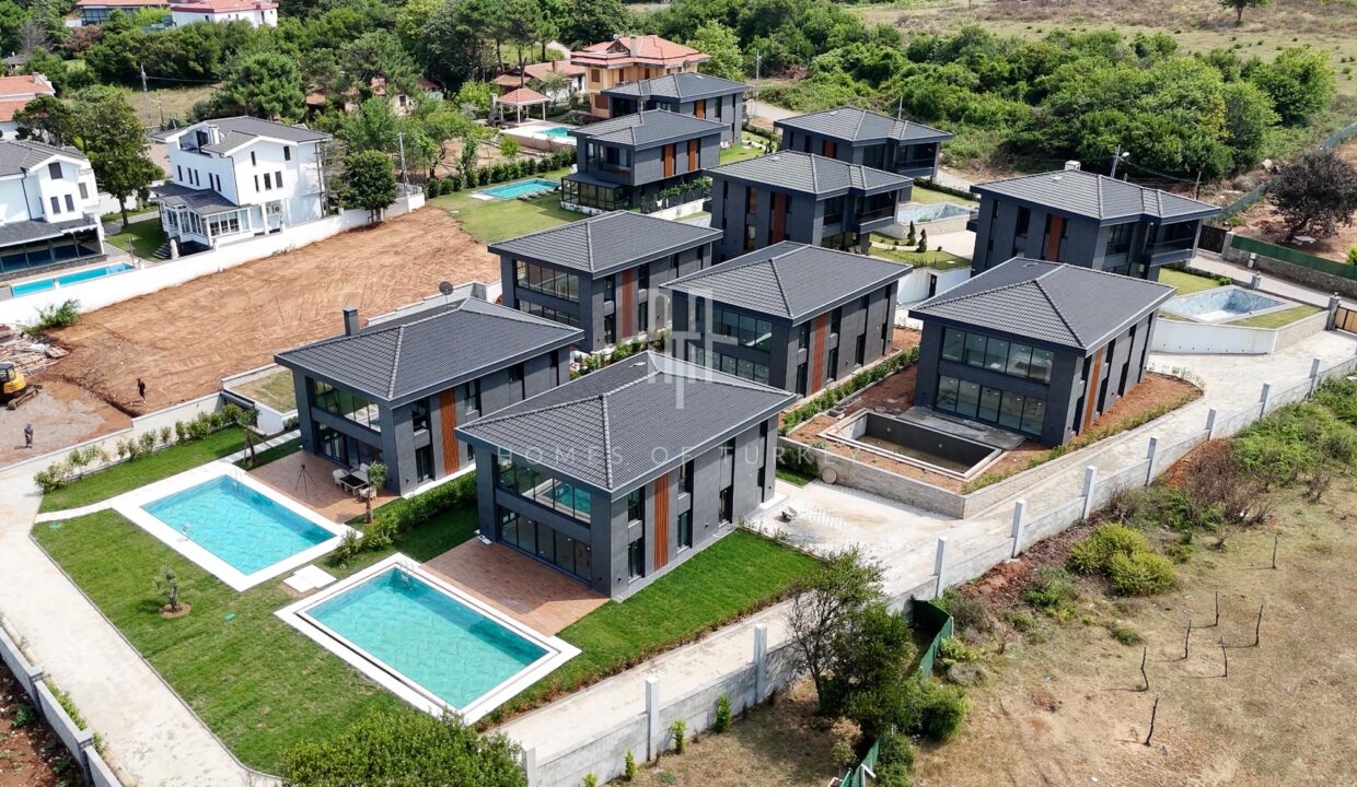 Luxury Villas with Independent Gardens and Sea Views in Şile Ready to move 5,