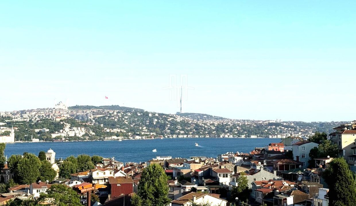 Mansion for Sale with Bosphorus View in Arnavutköy, Beşiktaş 1