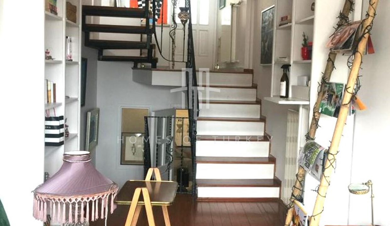 Mansion for Sale with Bosphorus View in Arnavutköy, Beşiktaş 4