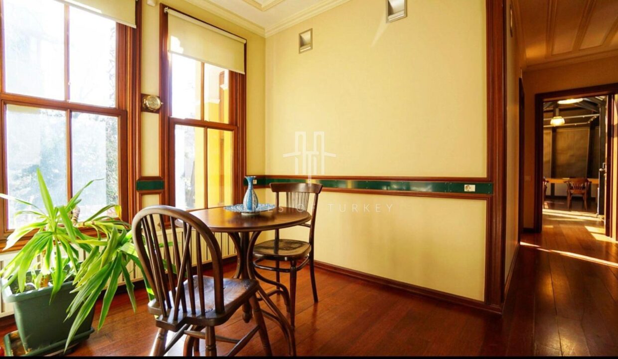 Restored Historical Mansion for Sale in Beşiktaş Center, Istanbul 10