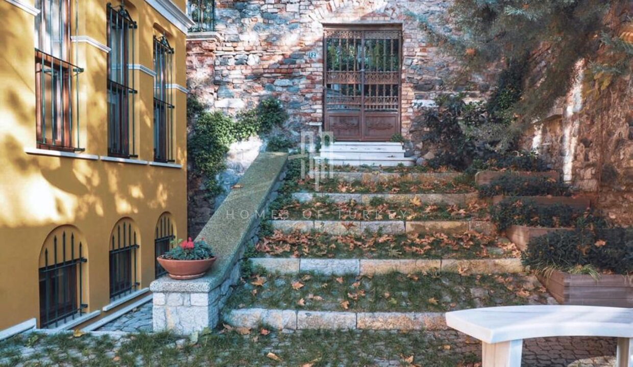 Restored Historical Mansion for Sale in Beşiktaş Center, Istanbul 18