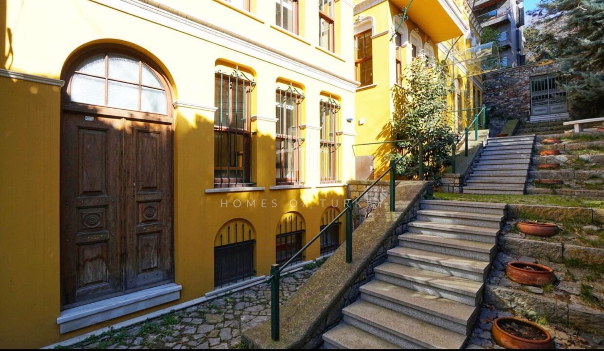 Restored Historical Mansion for Sale in Beşiktaş Center, Istanbul 4,