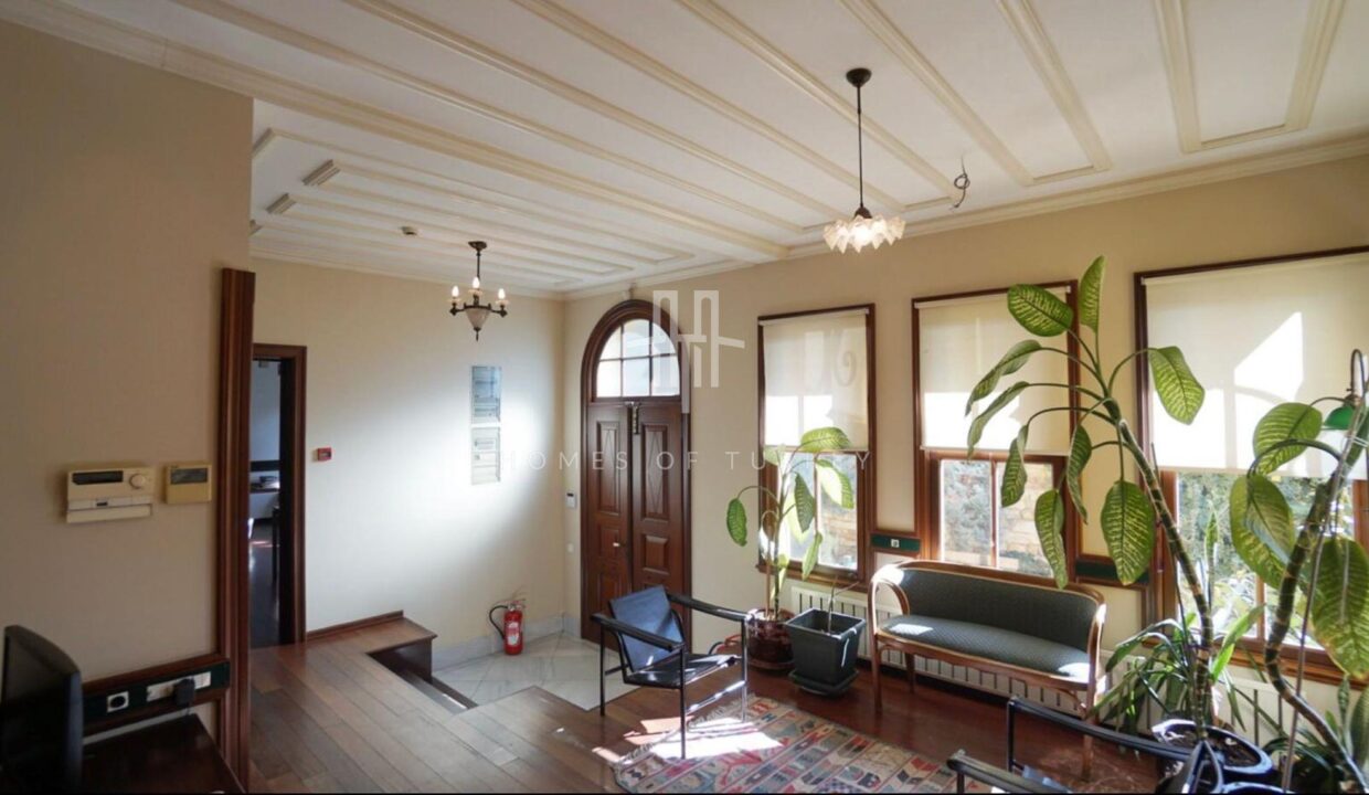 Restored Historical Mansion for Sale in Beşiktaş Center, Istanbul 5